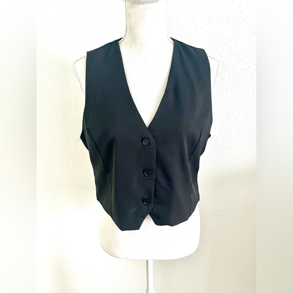 HYFVE Sleek Black Button-Up Vest